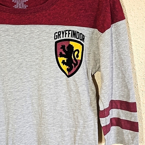 HARRY Potter Gryffindor T-Shirt. - Picture 2 of 4